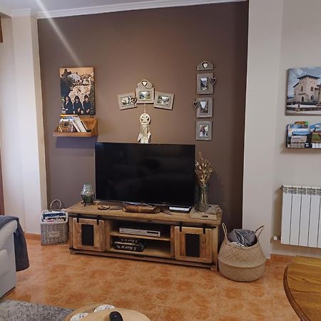 La Casa Del Gatico Apartman Lumbier Kültér fotó