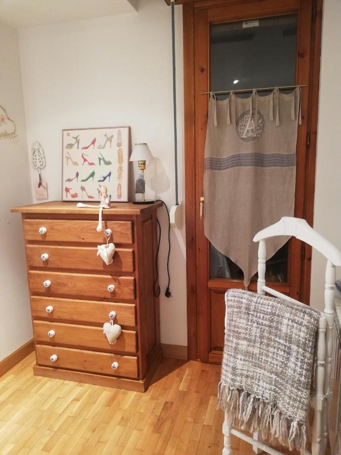 La Casa Del Gatico Apartman Lumbier Kültér fotó