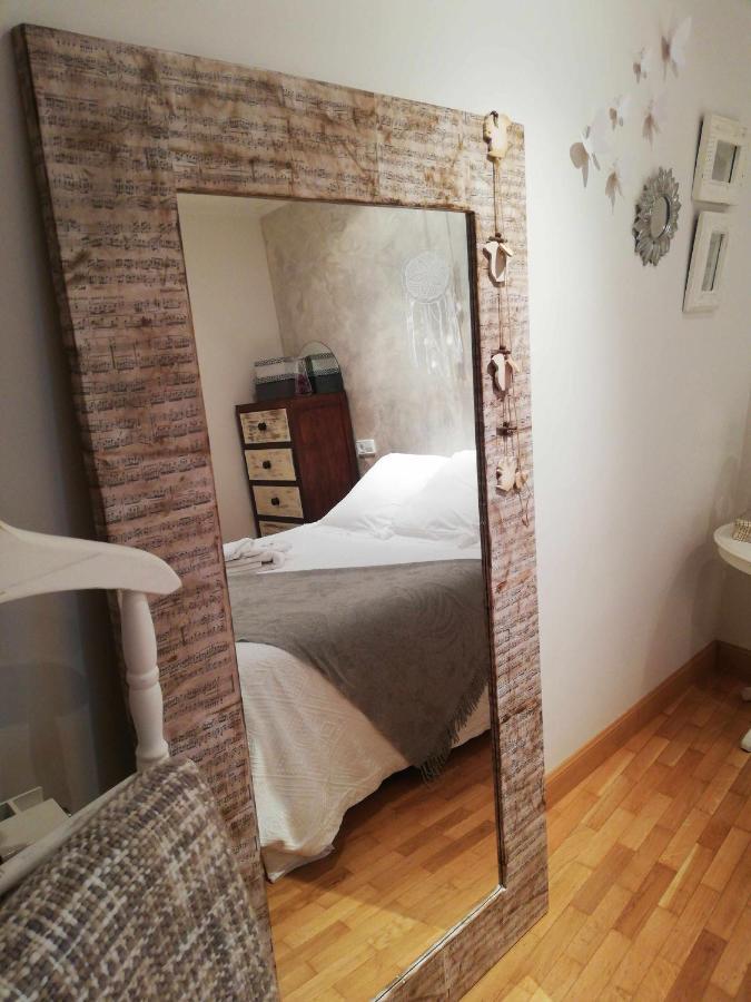 La Casa Del Gatico Apartman Lumbier Kültér fotó