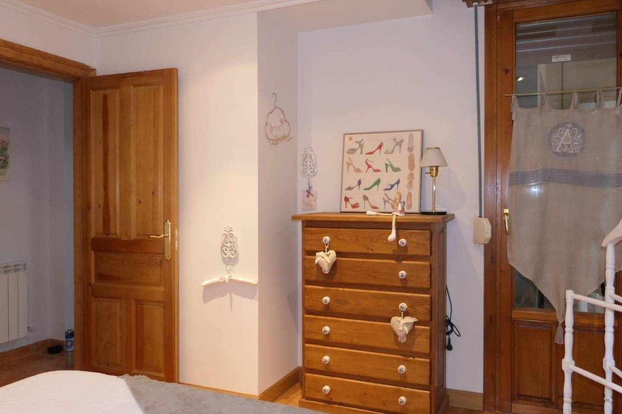 La Casa Del Gatico Apartman Lumbier Kültér fotó