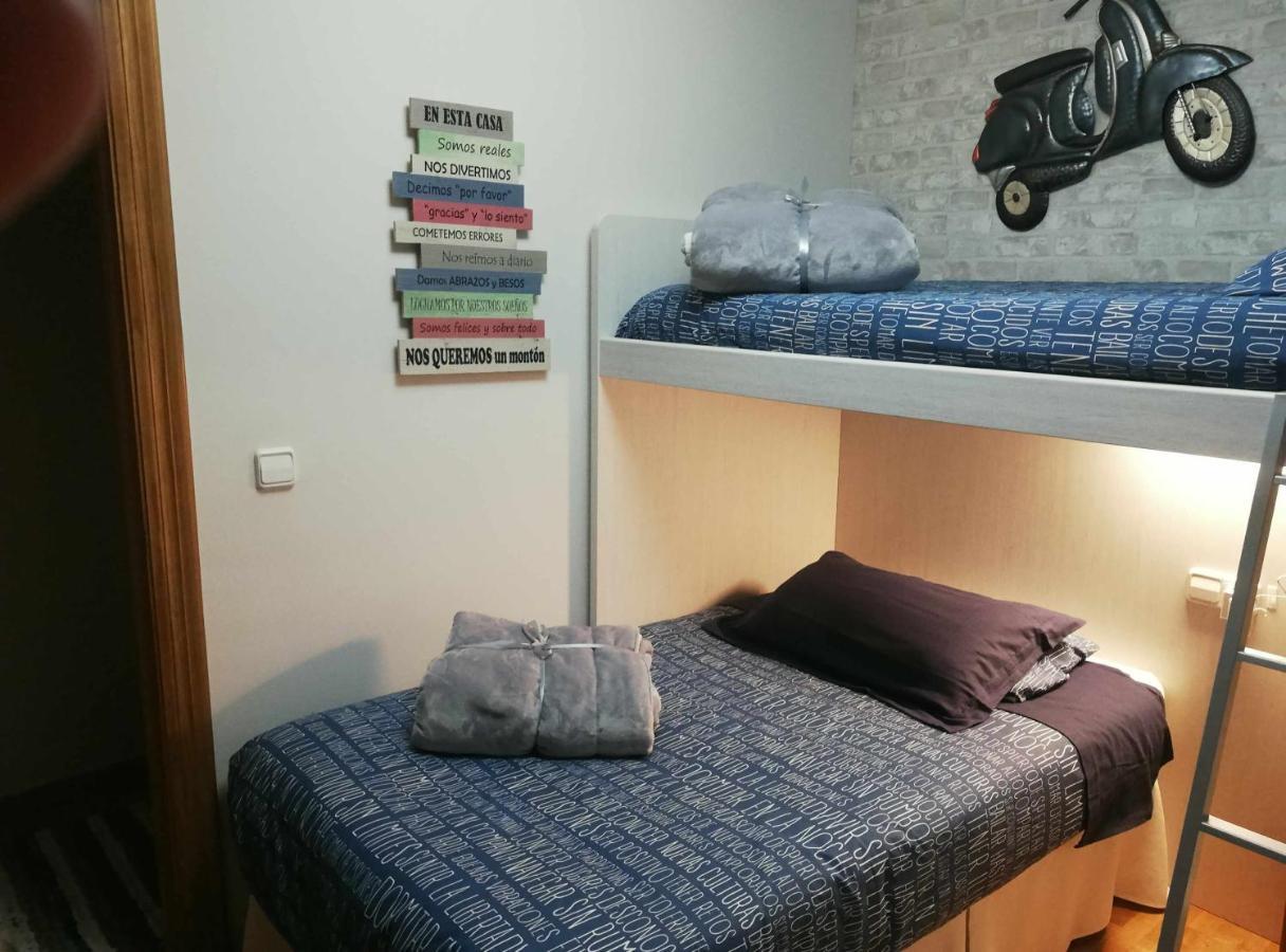 La Casa Del Gatico Apartman Lumbier Kültér fotó