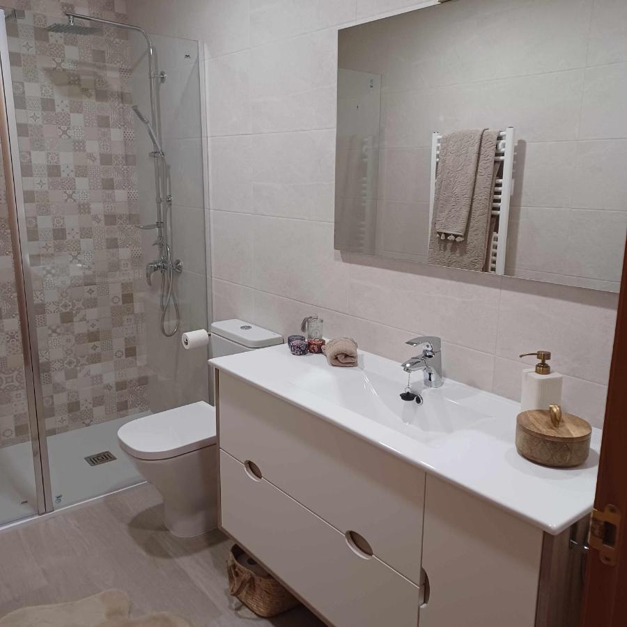 La Casa Del Gatico Apartman Lumbier Kültér fotó